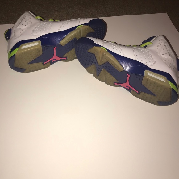 Jordan 6 - Picture 3 of 3